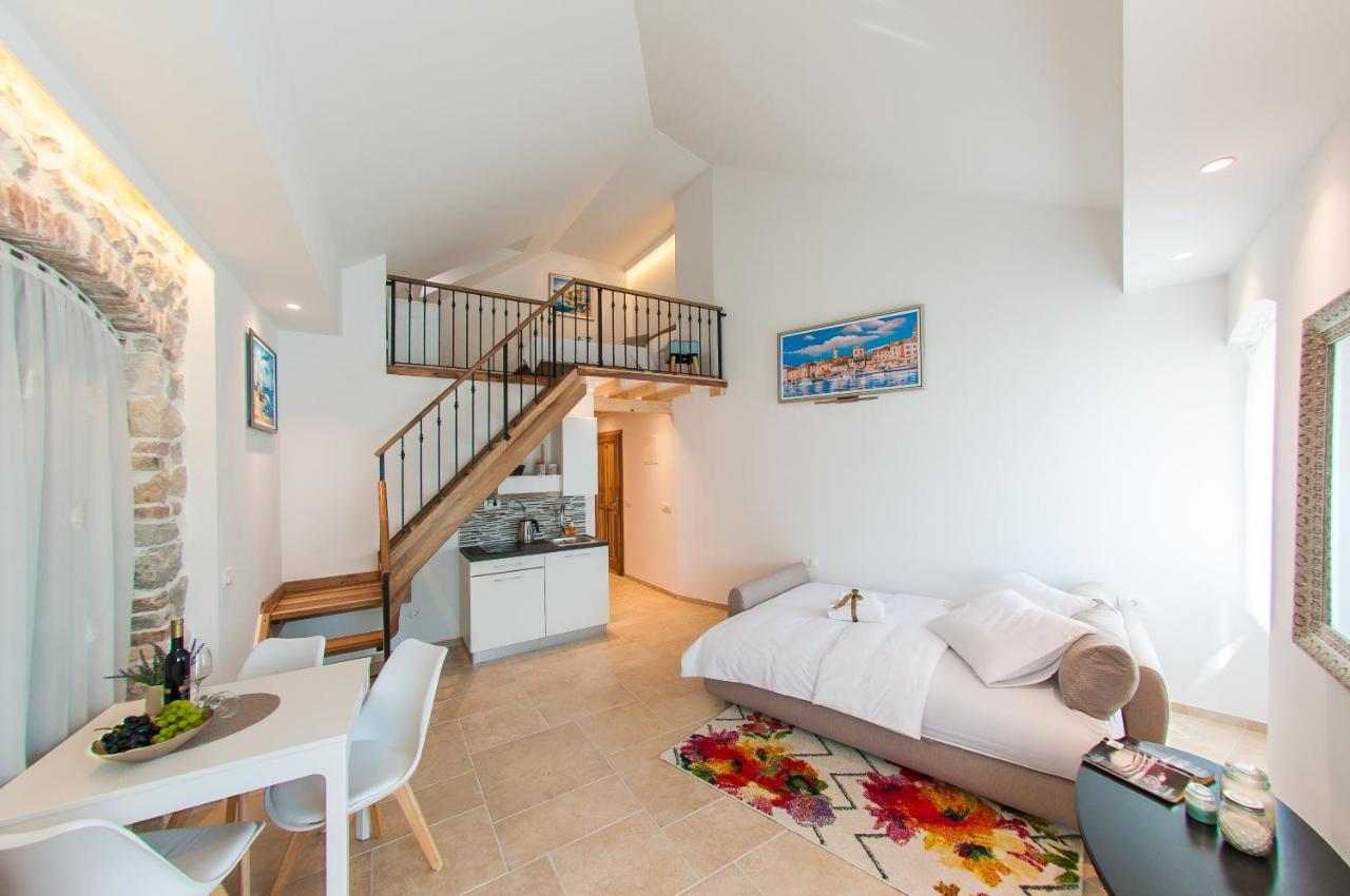 Bazzar Apartments Trogir Buitenkant foto