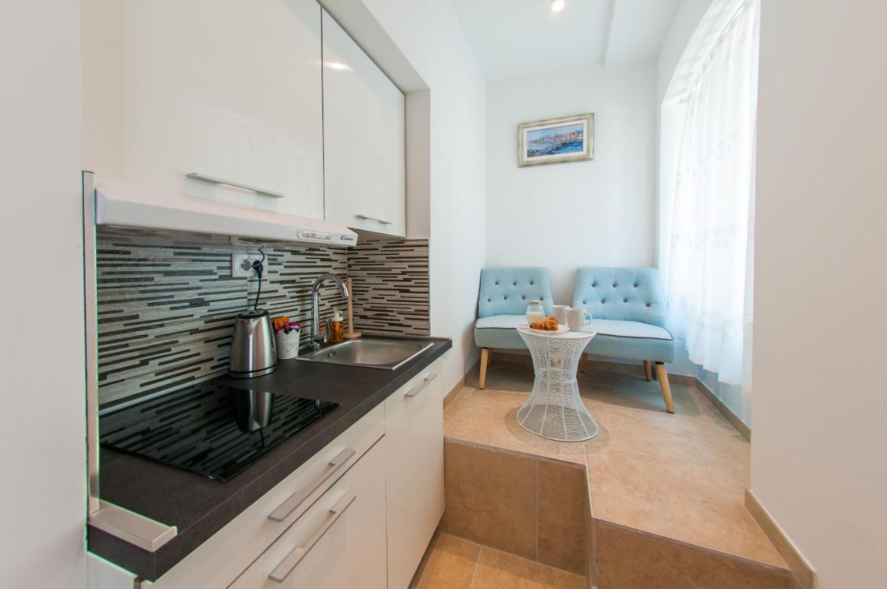 Bazzar Apartments Trogir Buitenkant foto
