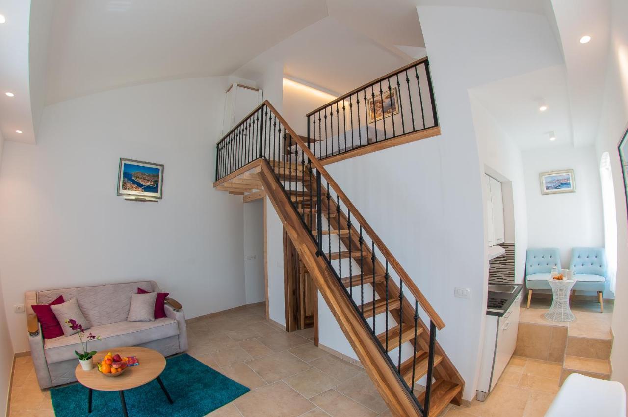 Bazzar Apartments Trogir Buitenkant foto