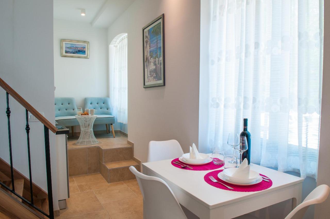 Bazzar Apartments Trogir Buitenkant foto